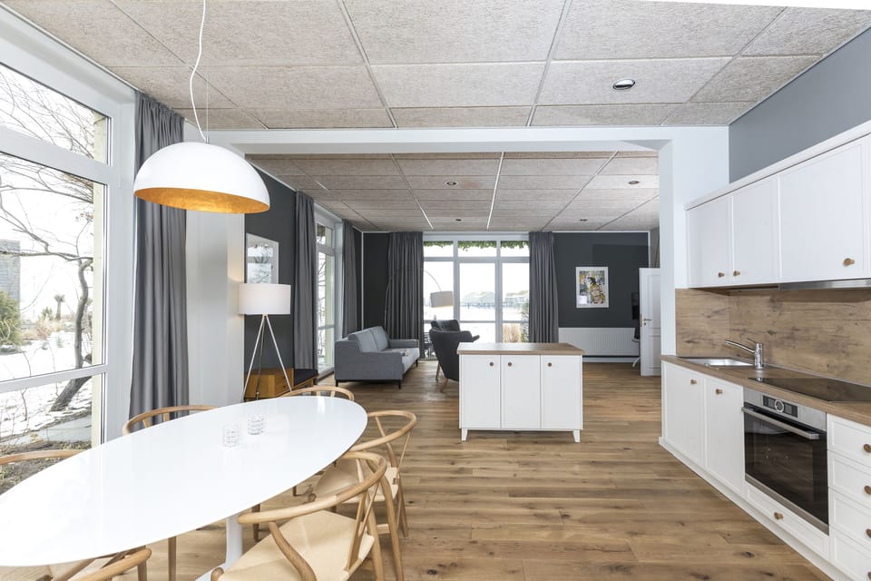 Apartment (F, 1 bedroom) | Iron/ironing board (on request), cribs (free), WiFi (free)