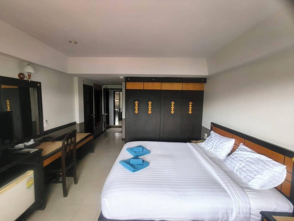 Superior Double Room | Desk, free WiFi