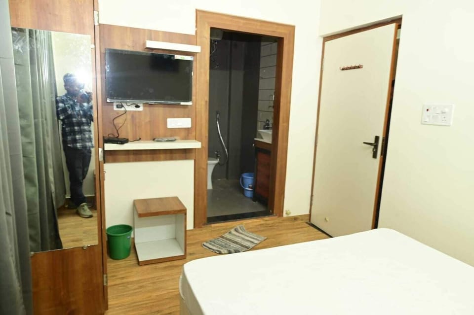 Standard Room | Soundproofing, free WiFi