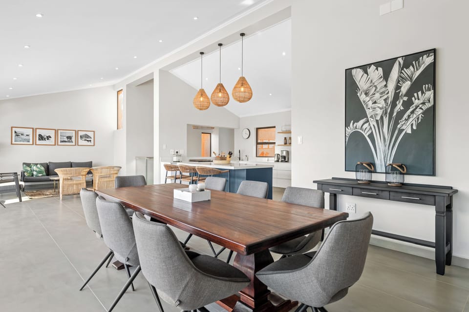 Premier Villa, 4 Bedrooms, Private Pool | In-room dining