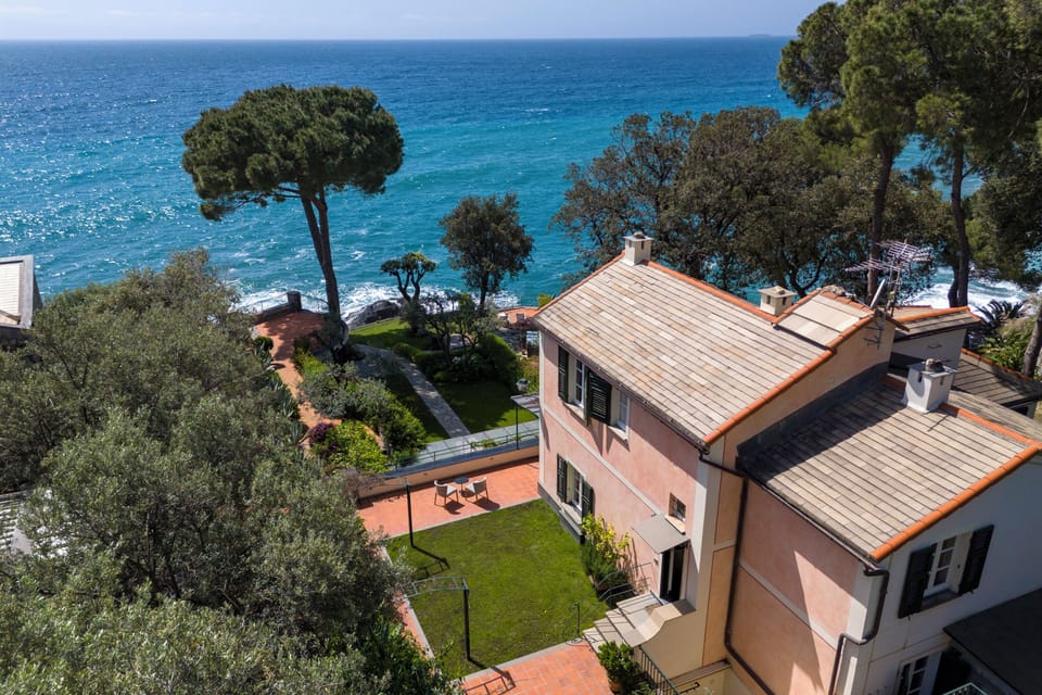 Family Villa, 4 Bedrooms, 2 Bathrooms, Sea Facing (Wonderful Villa In Mulinetti) | Exterior