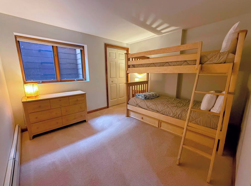 Lower level bunk room #2