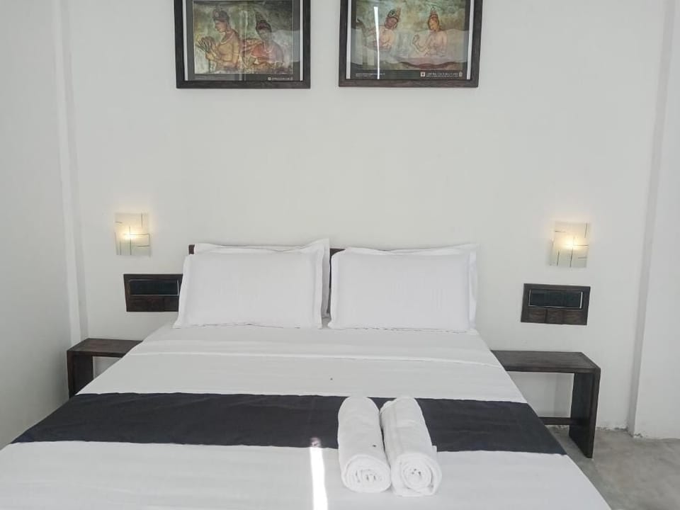 Memory foam beds, desk, laptop workspace, soundproofing