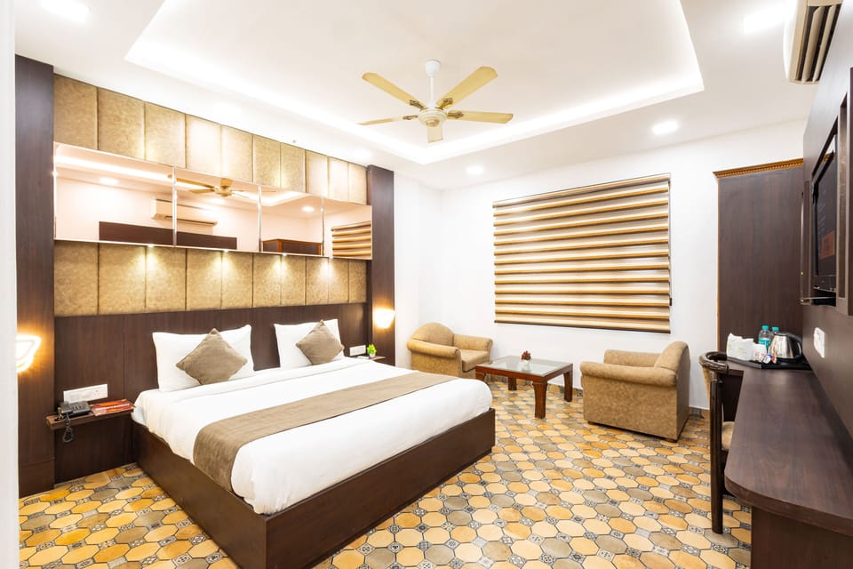 Family Suite | Minibar, individually decorated, individually furnished, desk