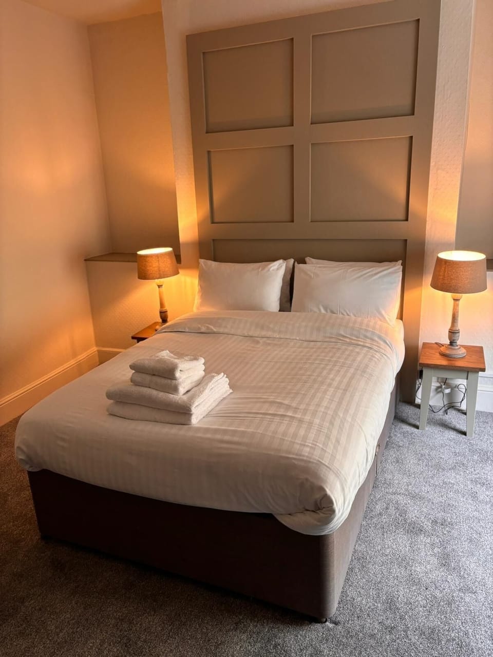 WiFi (free)