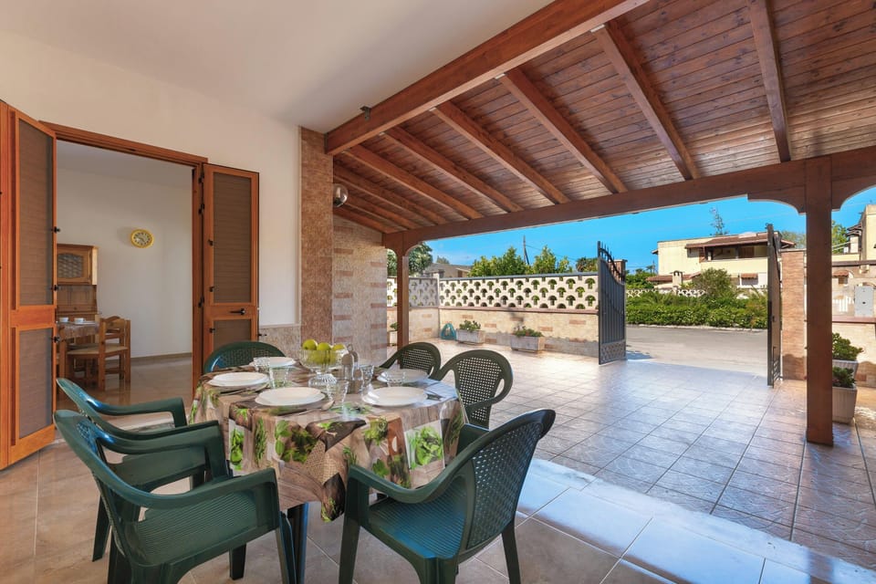 Villa | Terrace/patio