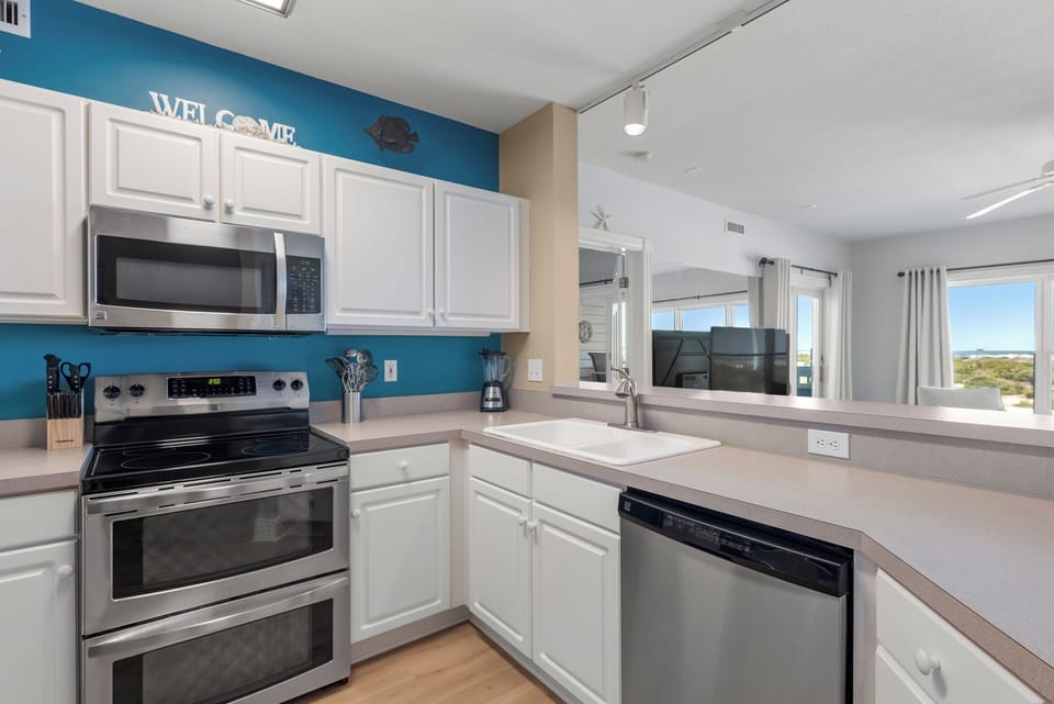 WR5H: Serenitee | Kitchen