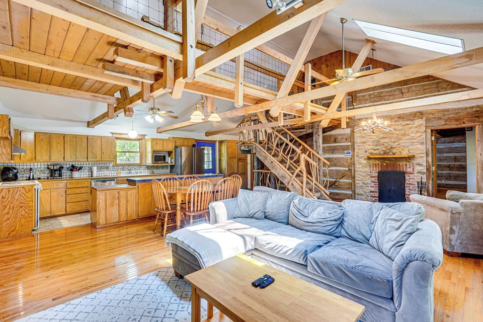 House (2 Bedrooms) | Interior