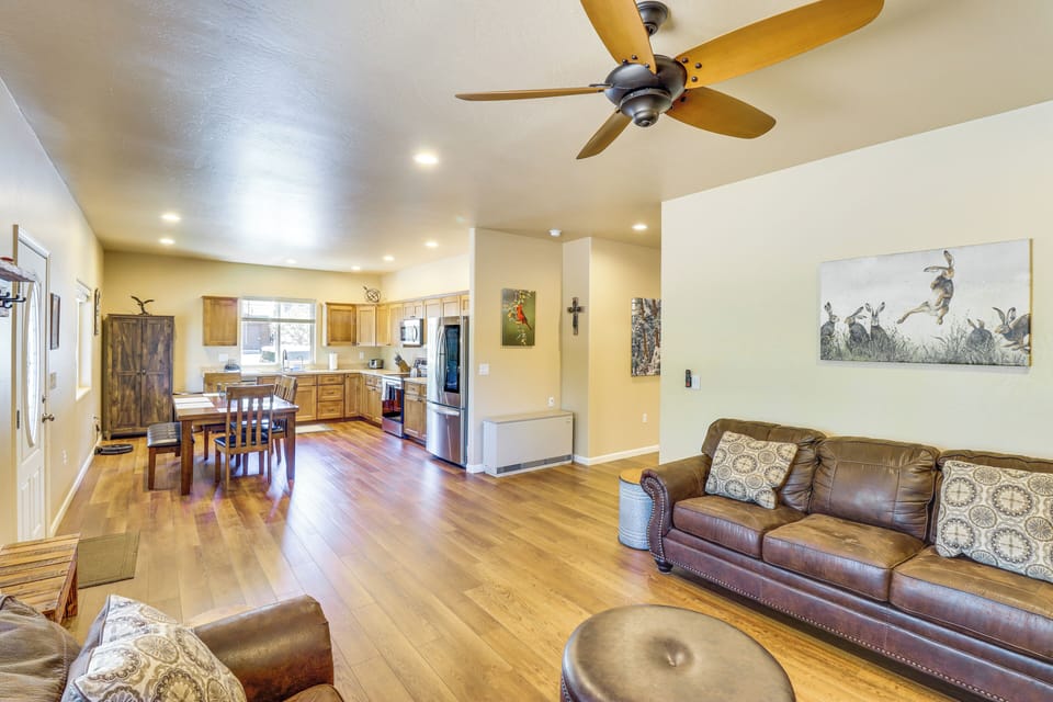 House (2 Bedrooms) | Interior