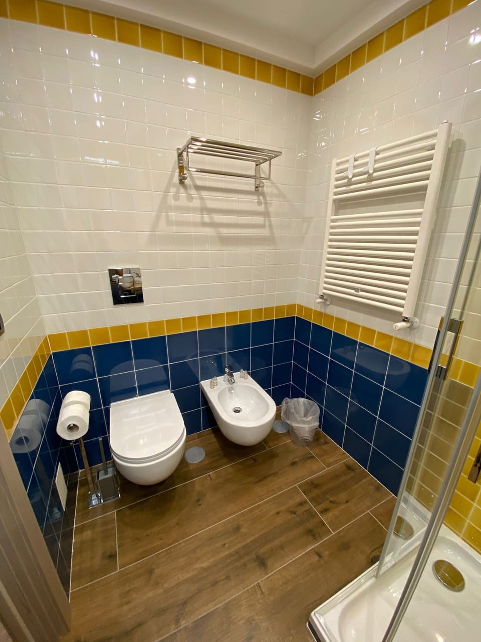 Quadruple Room CARONTE | Bathroom | Shower, rainfall showerhead, hair dryer, bidet