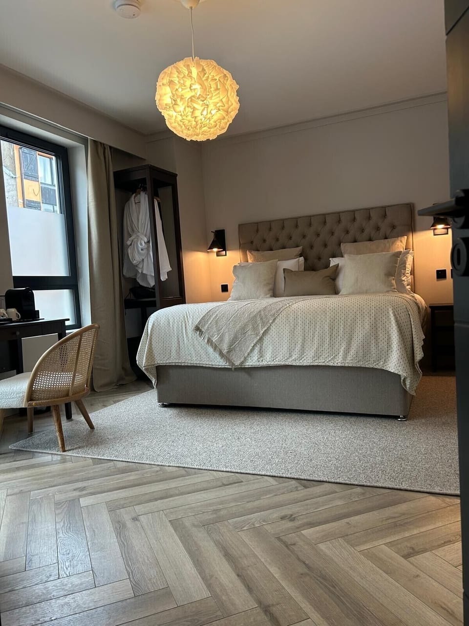 Hypo-allergenic bedding available, pillowtop beds, minibar, in-room safe