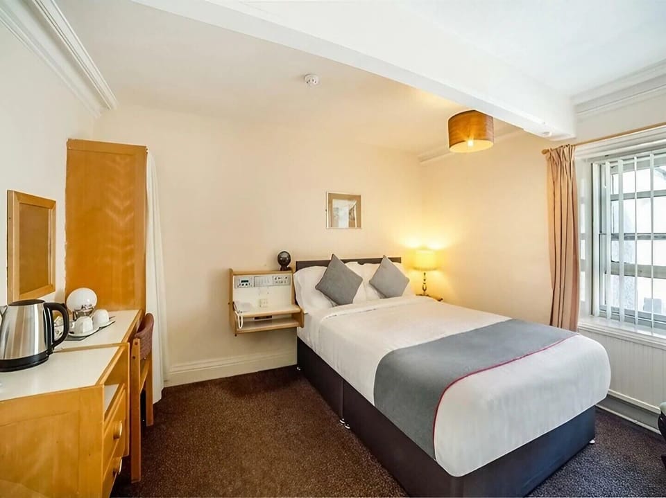 Standard Double Room, Ensuite | Free WiFi