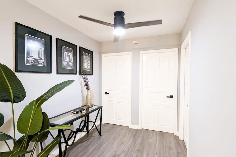 Bedroom 1 and 2 entrance