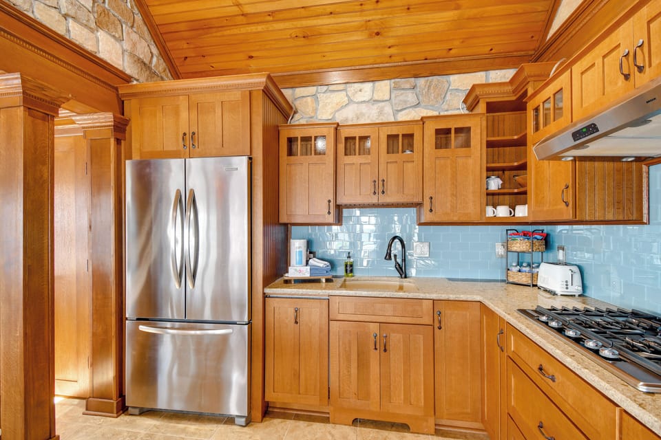 Kitchen | Cooking Essentials | 1st Floor