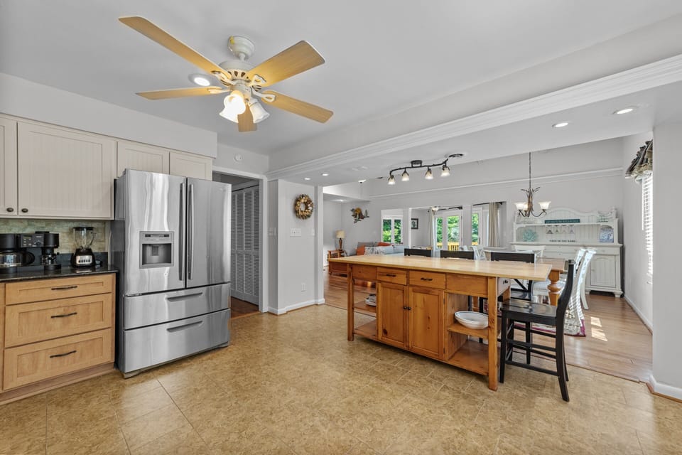2nd floor open kitchen with eating areas