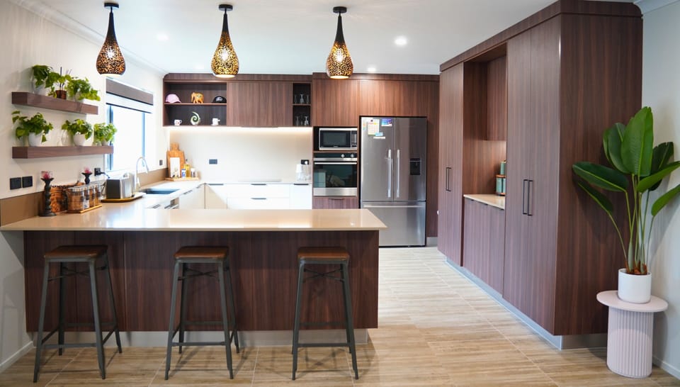 Kitchen Overview (2)