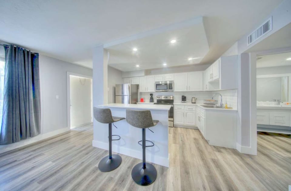 Modern kitchen