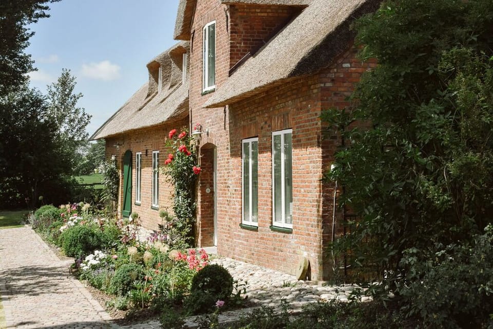 Holiday Home Exterior [summer]