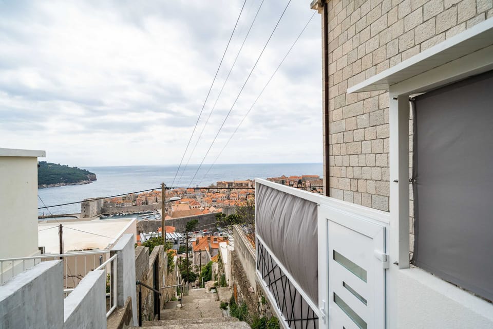 Apartment (Two Bedroom Apartment with Terrace an) | Property entrance