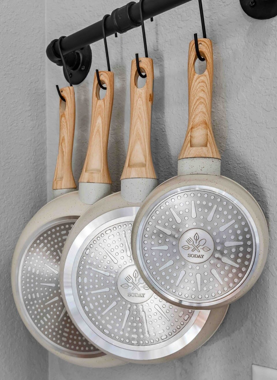 Pans