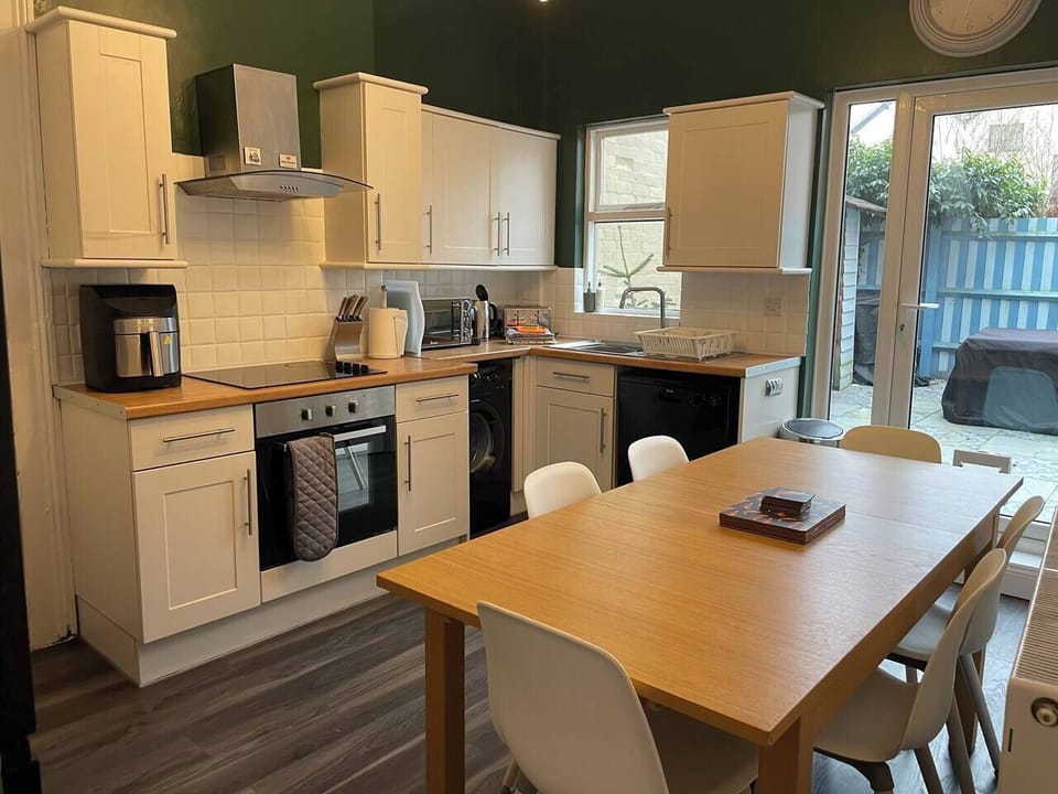 Kitchen (3)
