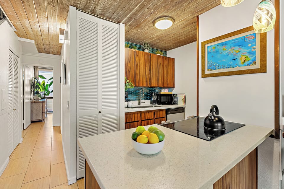 Fully equipped kitchen