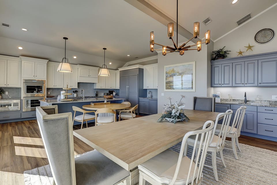 Double Dining Area