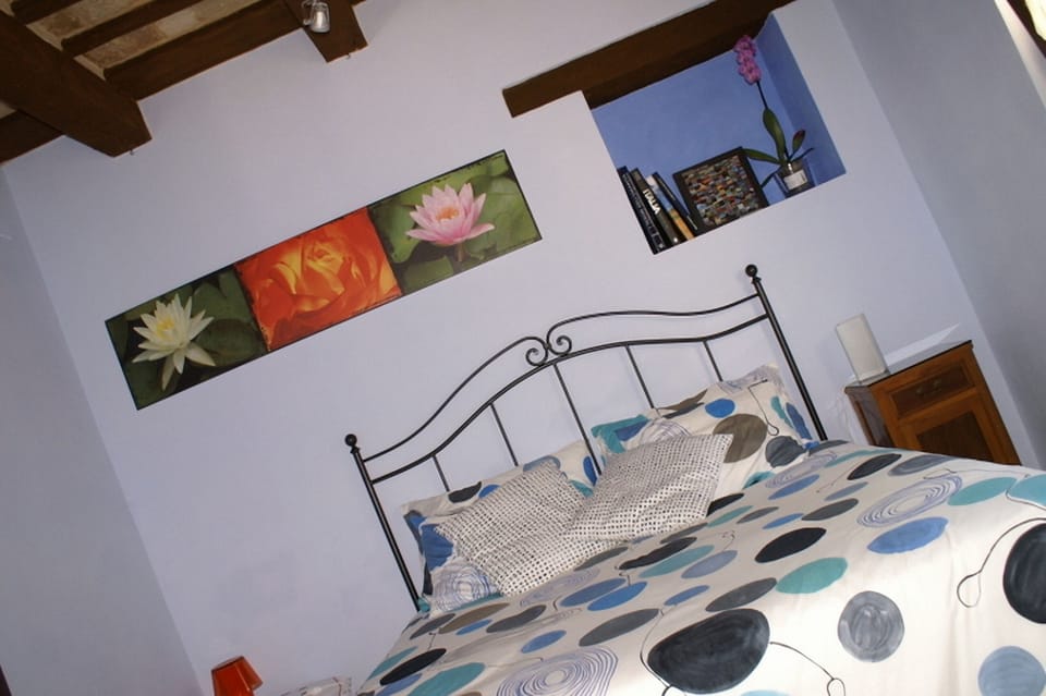 Apartment, Garden View | 3 bedrooms, soundproofing, iron/ironing board, free WiFi