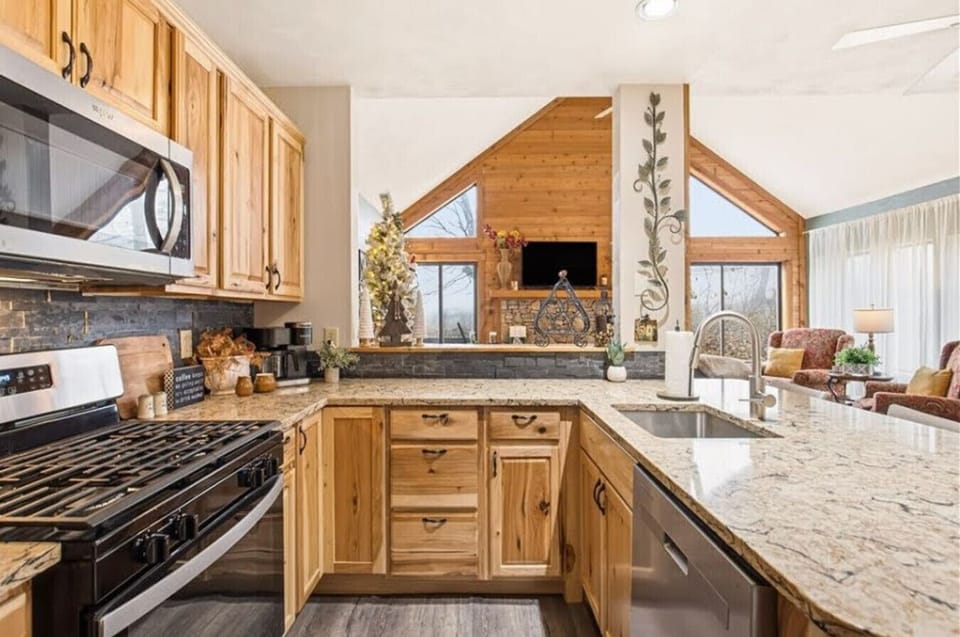 Plenty of counterspace for entertaining