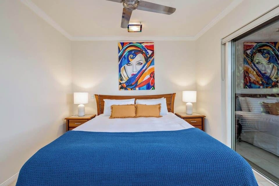 Rest easy in the king-sized bed, with central cooling and a ceiling fan to keep temperatures comfortable. 