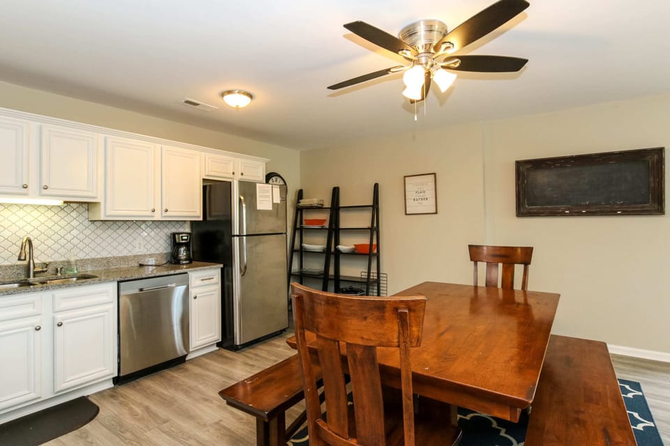 Kitchen/dining