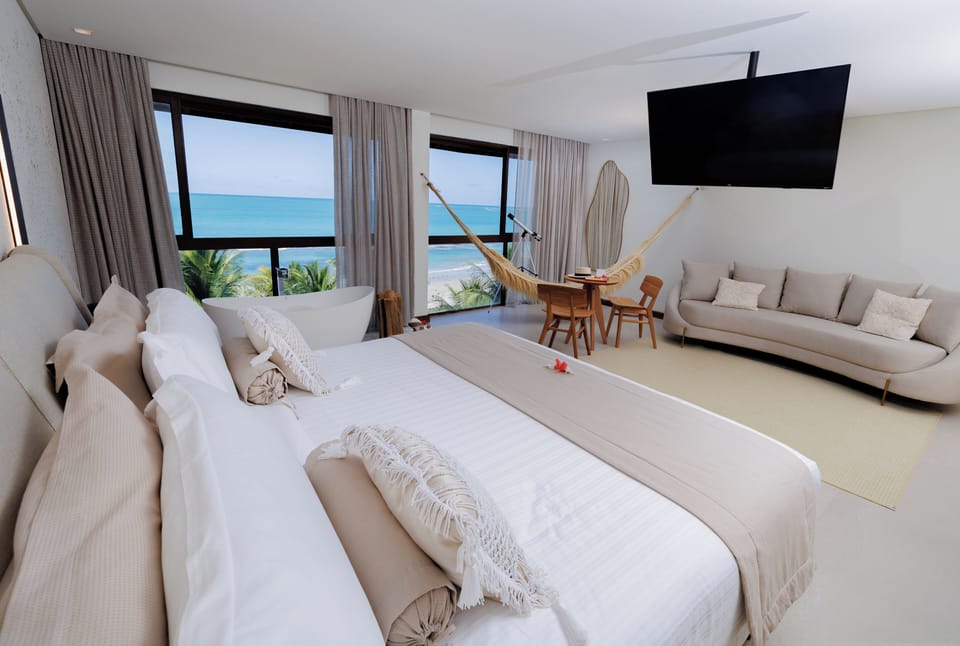 Honeymoon Double Room | In-room safe, blackout drapes, soundproofing, WiFi (free)