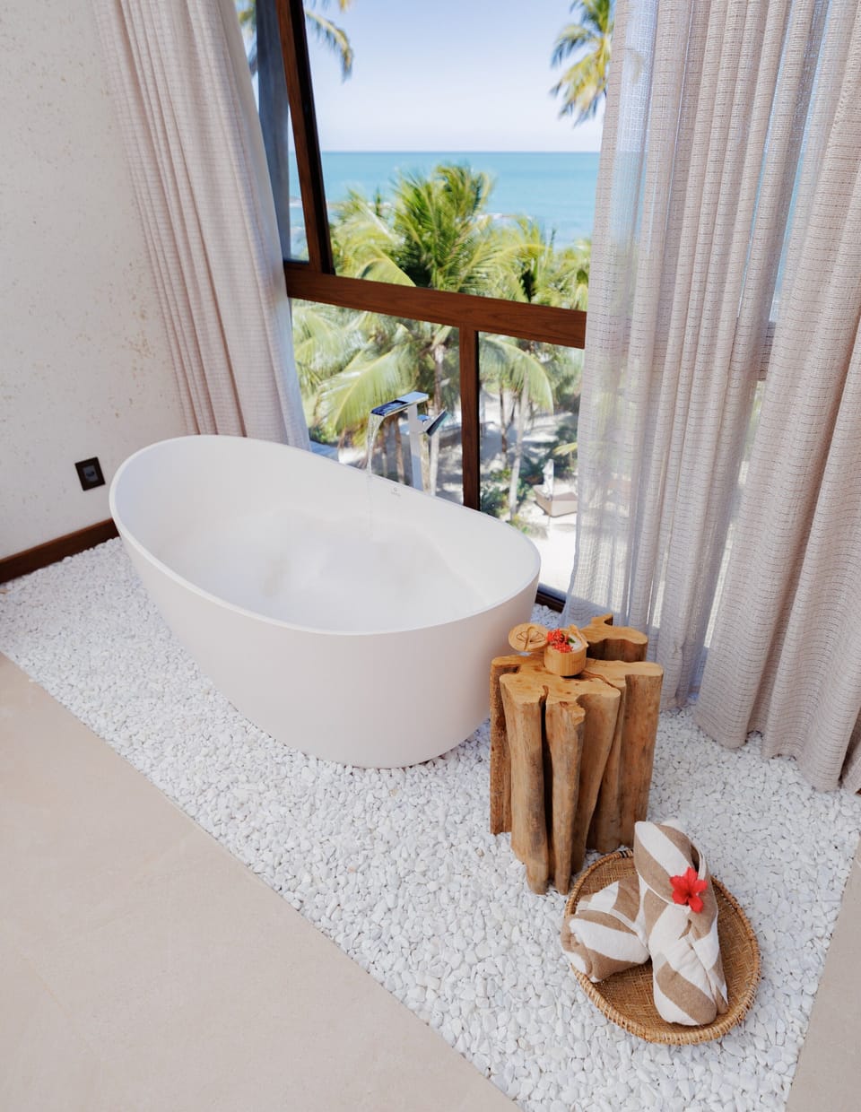 Honeymoon Double Room | In-room safe, blackout drapes, soundproofing, WiFi (free)