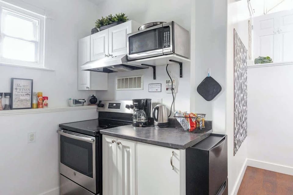 Your vacation fuel station ☕ From late-night snacks to early morning rituals, this setup has you covered.