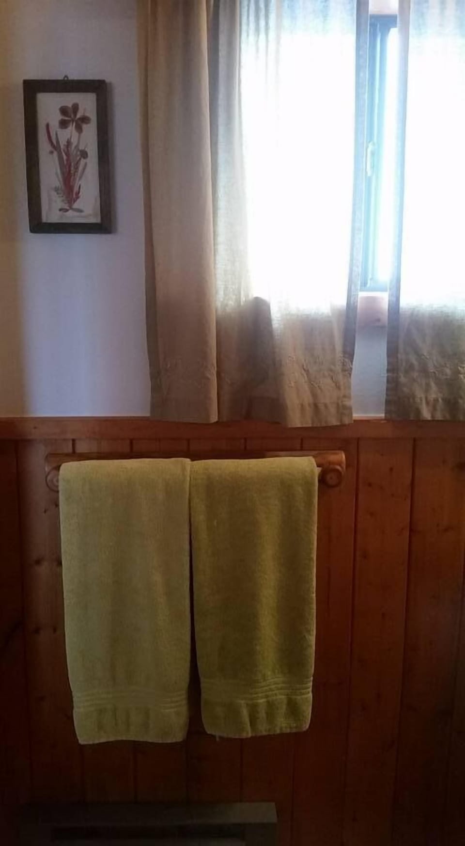 Double Room, 2 Double Beds | Bathroom | Shower, free toiletries, hair dryer, towels