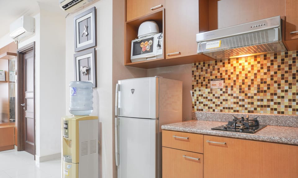 Apartment | Private kitchen | Fridge, stovetop