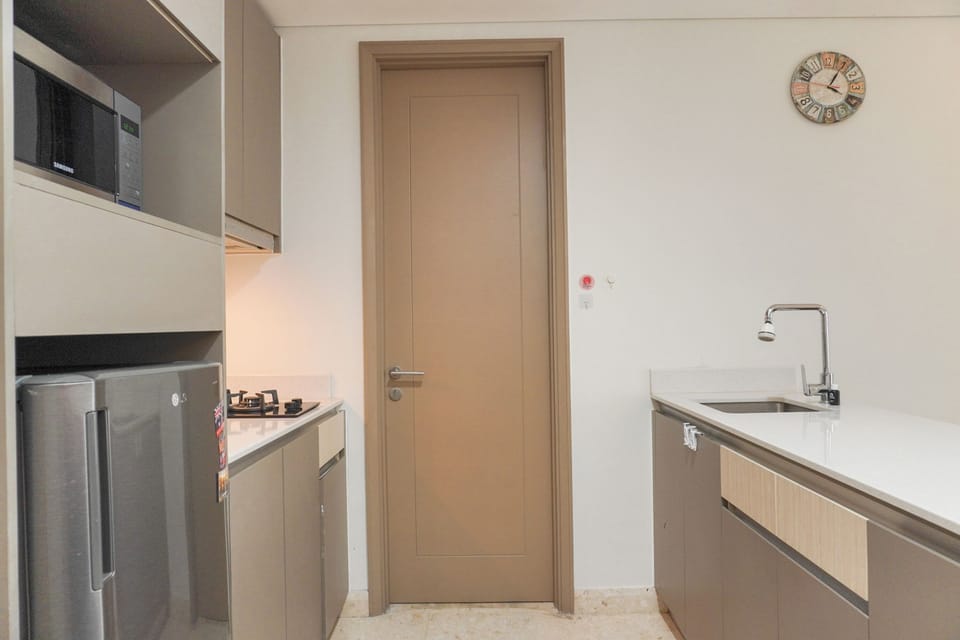 Apartment | Private kitchen | Fridge, microwave, stovetop