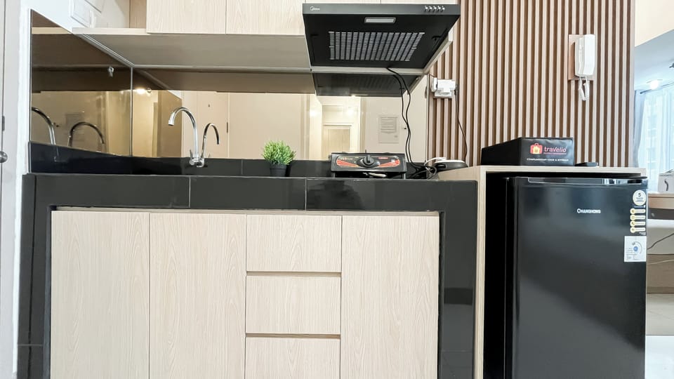 Studio | Private kitchen | Fridge, stovetop
