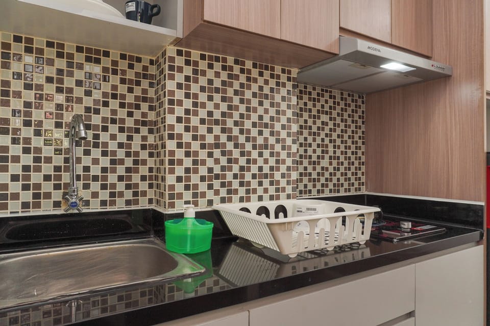 Studio | Private kitchen | Full-size fridge, stovetop, electric kettle