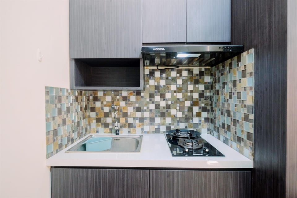 Studio | Private kitchen | Fridge, stovetop, electric kettle, rice cooker