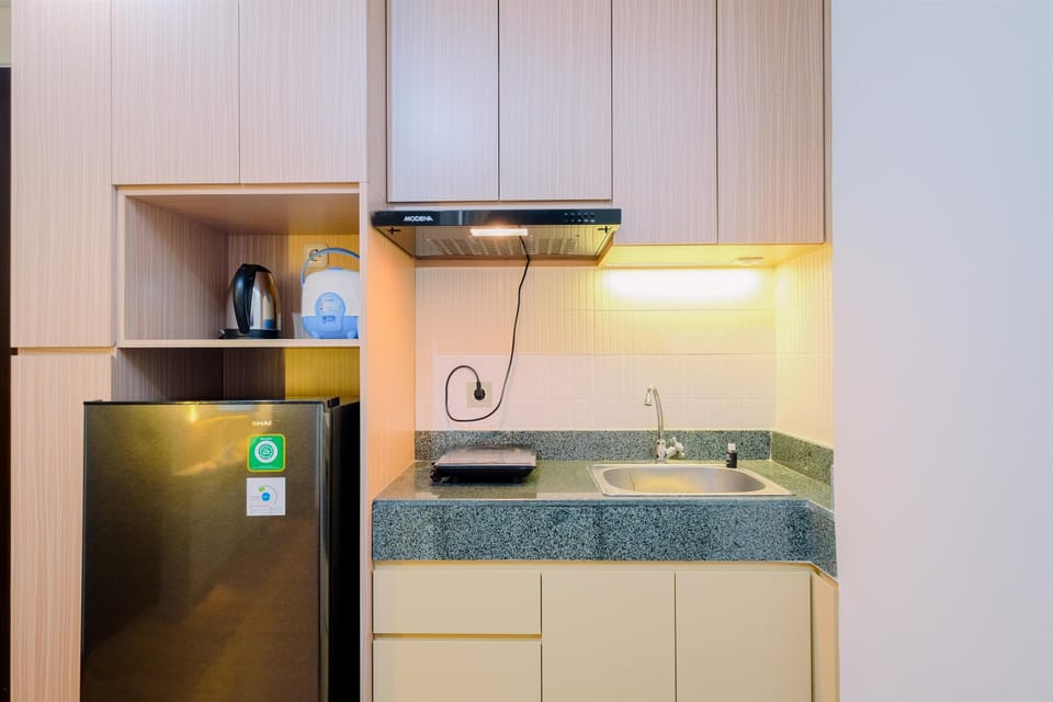 Apartment | Private kitchen | Fridge, stovetop, rice cooker