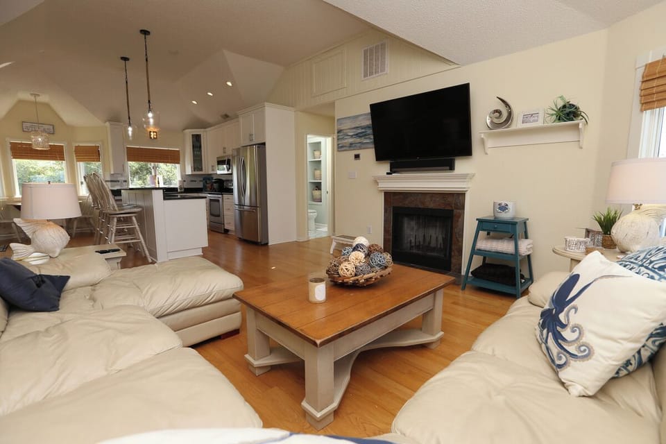 Great Room 2024