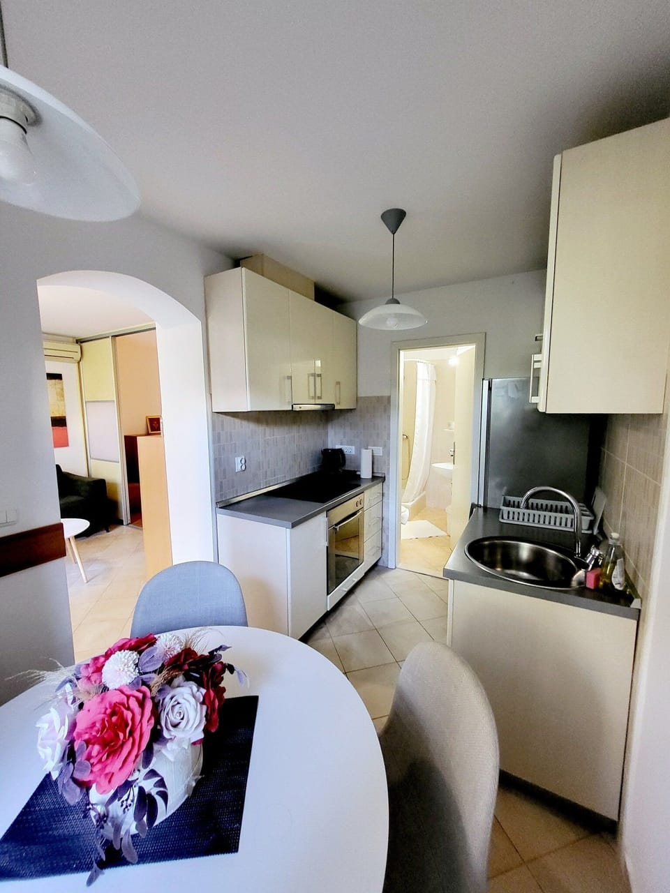 Studio (Studio Apartment with Terrace) | Private kitchen | Fridge