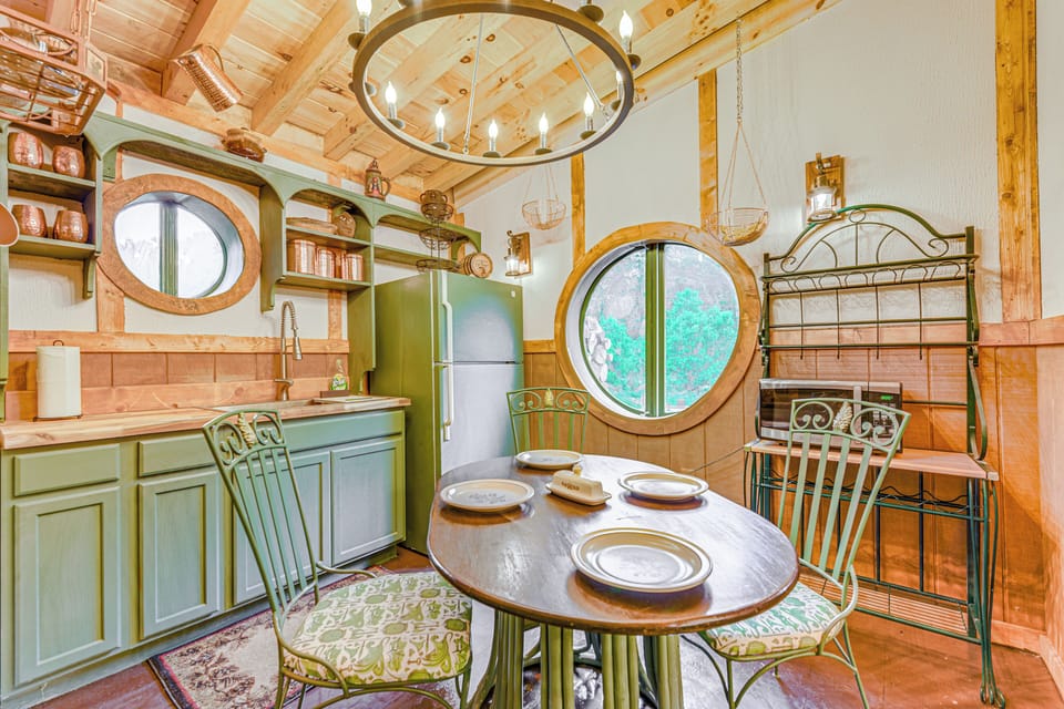 Cottage (2 Bedrooms) | Interior