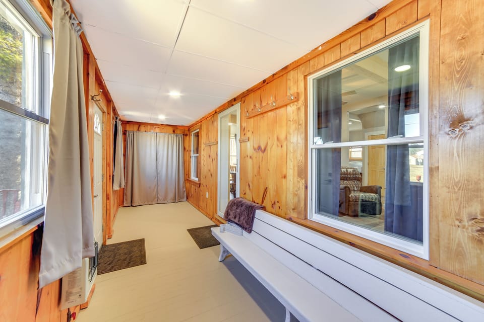 House (2 Bedrooms) | Interior