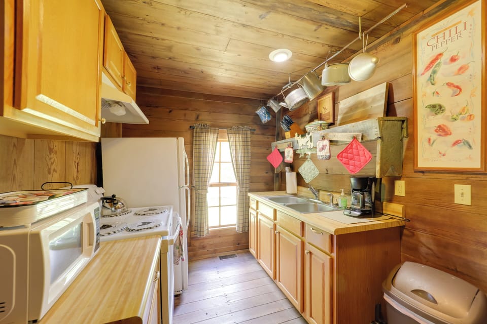 House (2 Bedrooms) | Interior