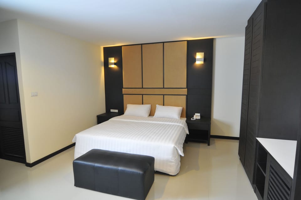 Standard Double Room | Free WiFi
