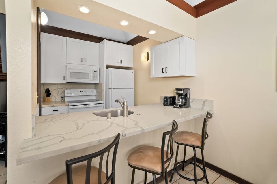Spacious cooking area.