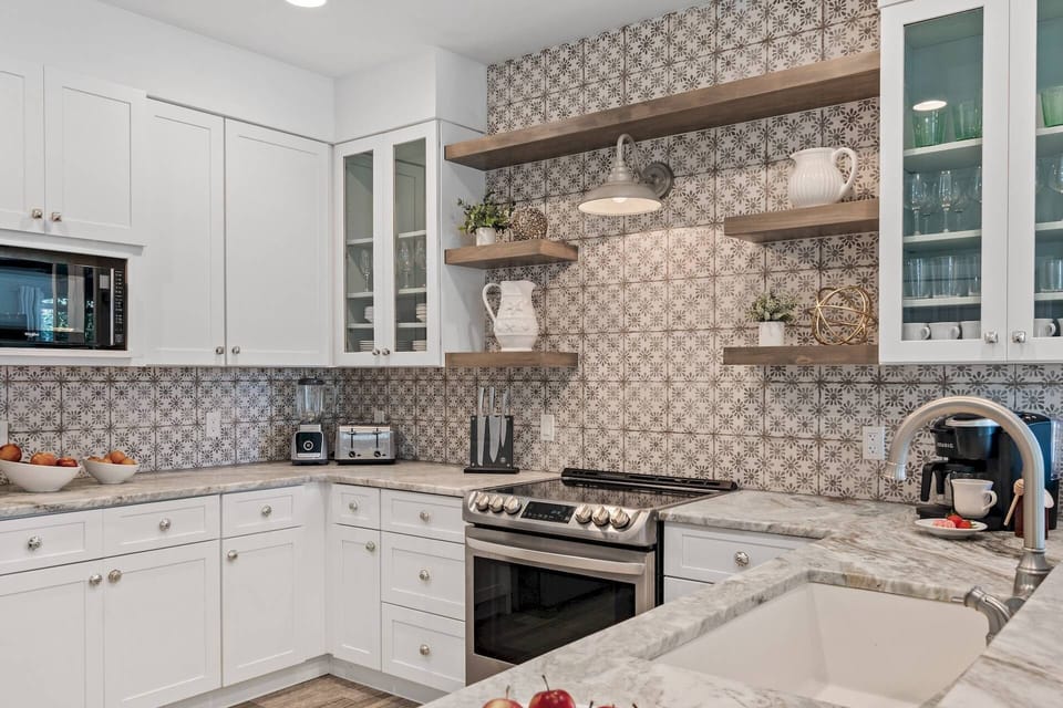 Fully Equipped Kitchen ~ Spacious, clean & beautiful with new tile, granite countertops, stainless-steel appliances.