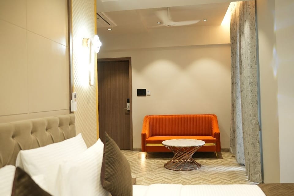 Junior Room | Premium bedding, individually decorated, individually furnished